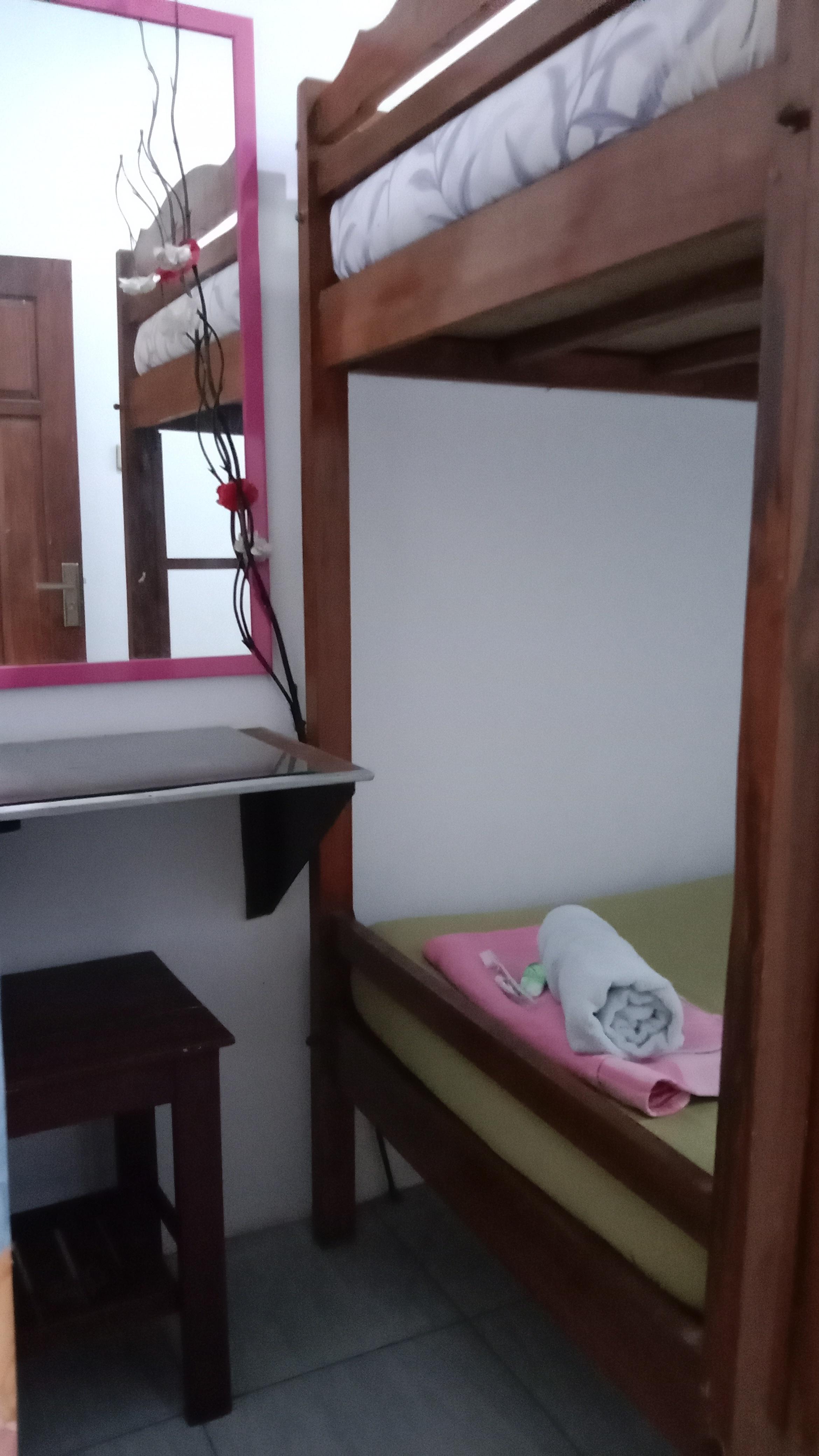 Tiga Dua Homestay Yogyakarta Exteriör bild