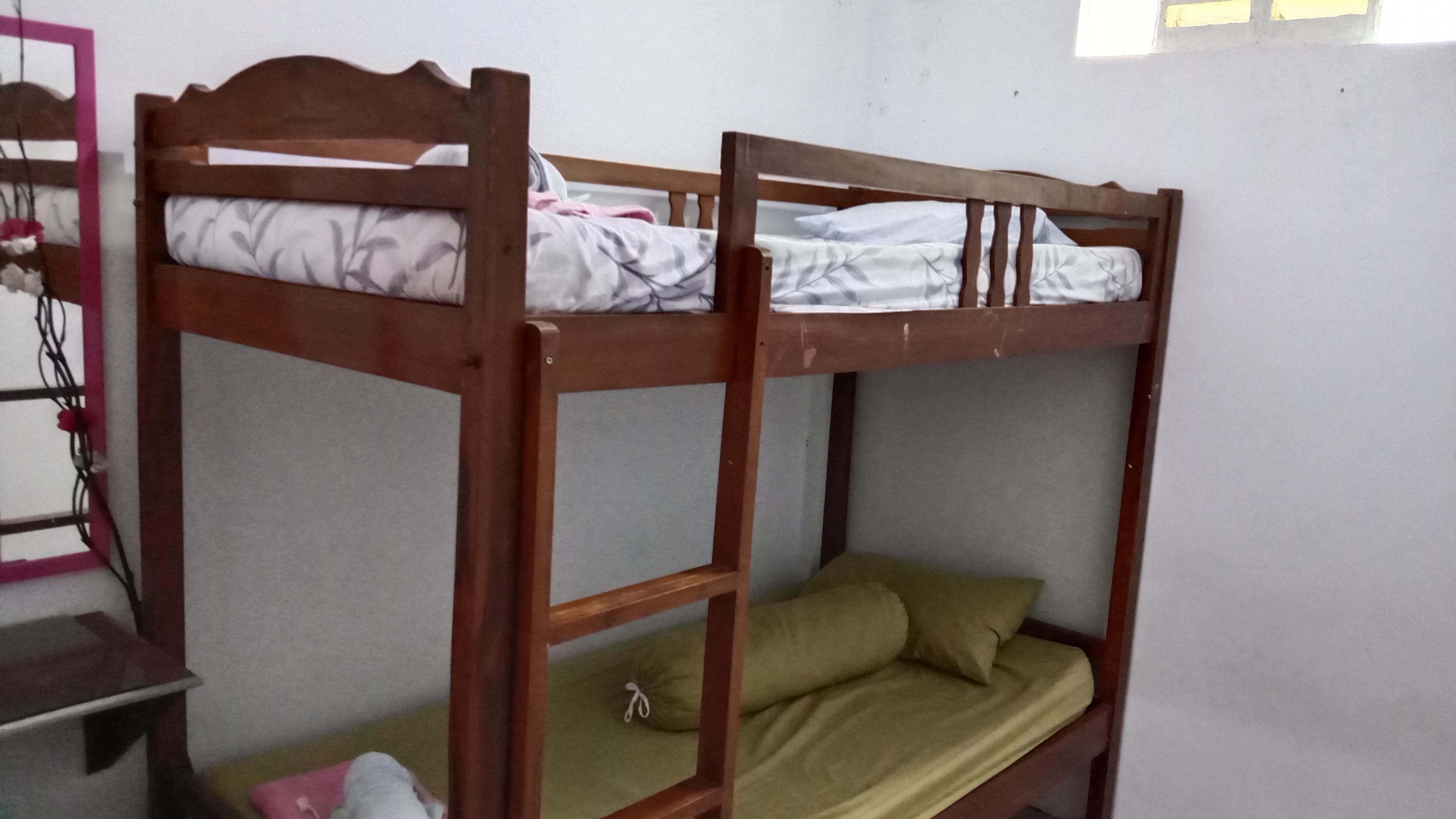 Tiga Dua Homestay Yogyakarta Exteriör bild