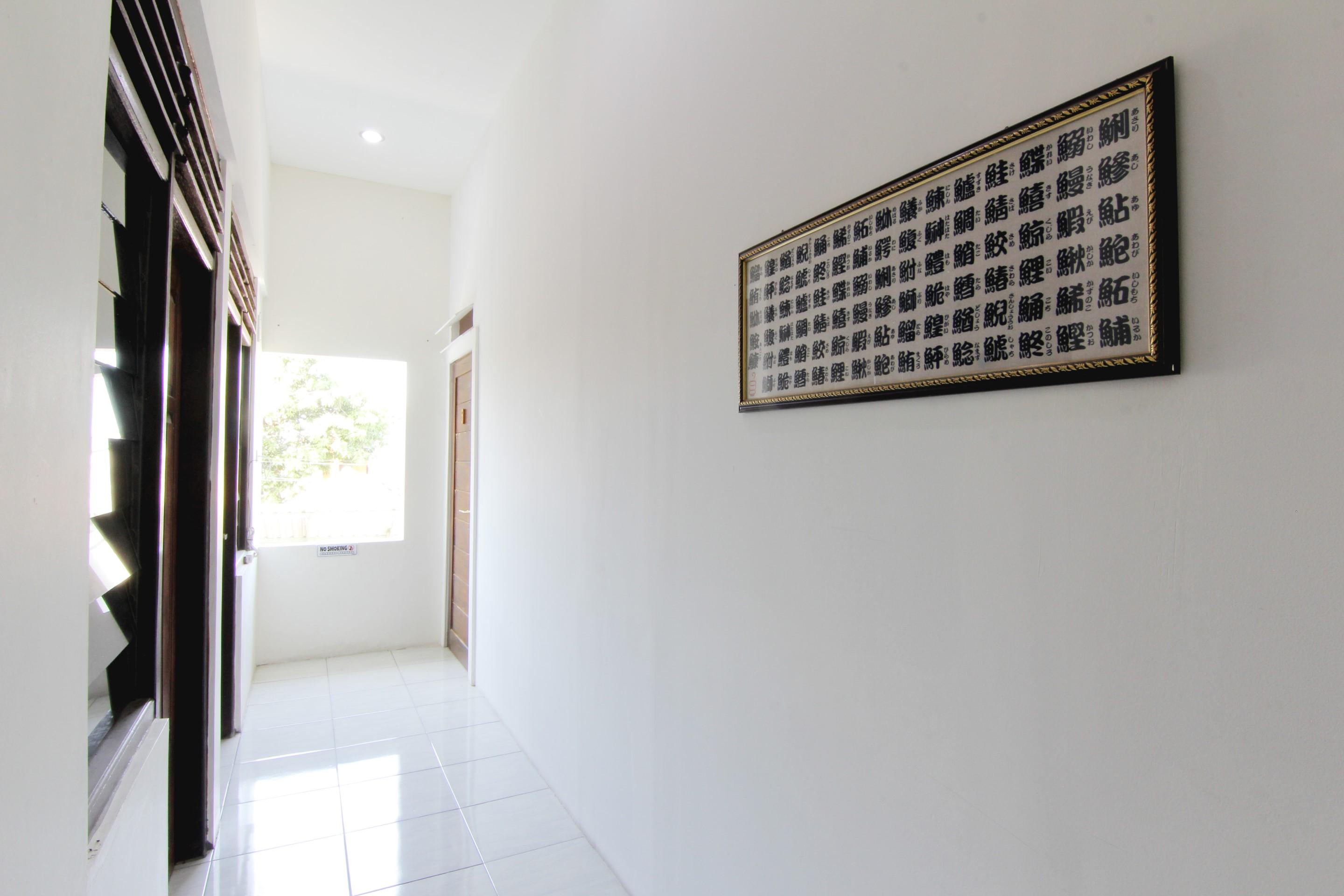 Tiga Dua Homestay Yogyakarta Exteriör bild